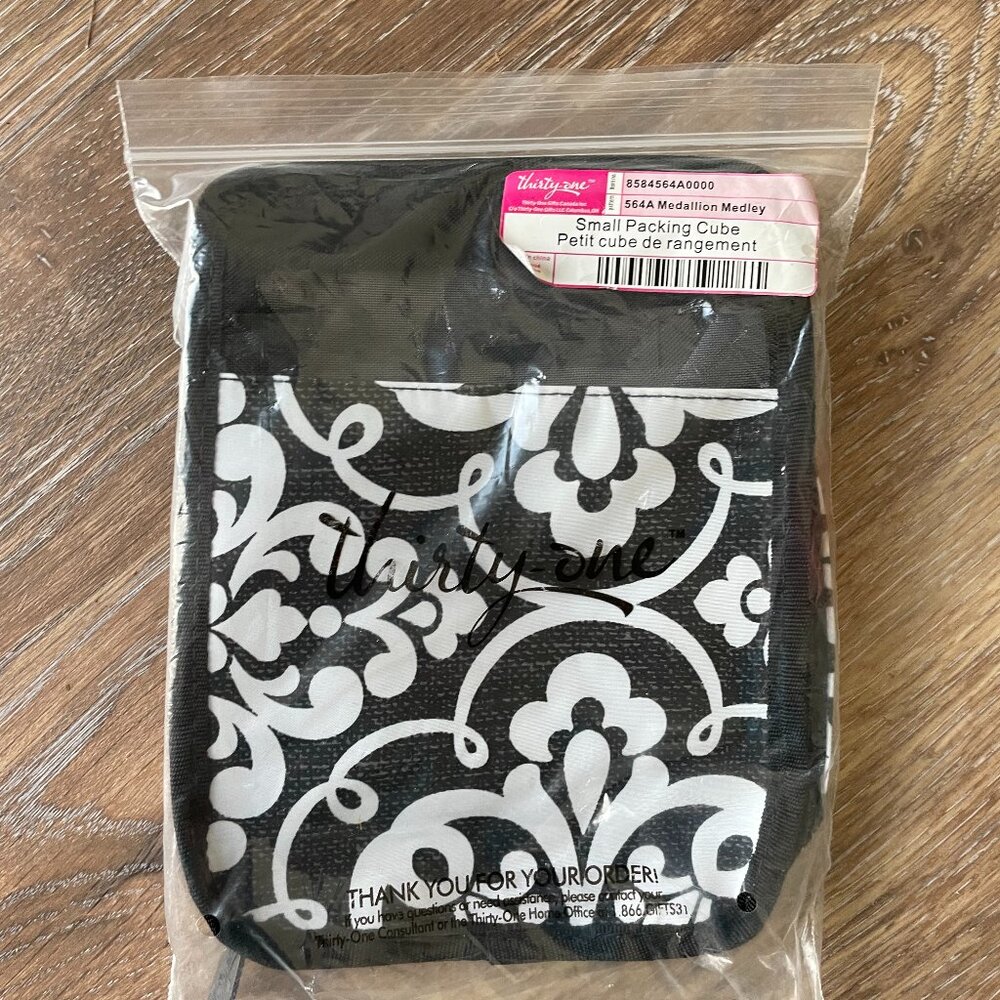 Thirty-One small cube